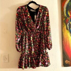 NWT🌸💋The Modern Abstract, floral mini Spring Dress, Medium